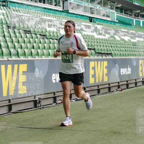 13.09.2026 - 21. swb-Marathon Bremen Michael Burmester http://msf.ph/oto/10452479 13.09.2026 12:50:49 Laufen im Stadion 335, 469, 663, 670, 771, 779, 1125, 1146, 1162, 1455, 1510, 1513, 1517, 1605, 1613, 1970, 1998, 2052, 2130, 2288, 2291, 2295, 2347, 2360, 2442, 2444, 2447, 2750, 2759, 2909, 3440, 3484, 3625, 3647, 3703, 3808, 3959, 4023, 4033, 4368, 4384, 4473, 4559, 4571, 4582, 4727, 4743, 4781, 4782, 4888, 4895, 5066, 5111, 5155, 5314, 5377, 5383, 5521, 5532, 5585, 5594, 5620, 5627, 5636, 5696, 6267, 6274, 6471, 6652, 6668, 6842, 6901, 6906, 7109, 7115, 7121, 8033, 8798 meine-sportfotos.de