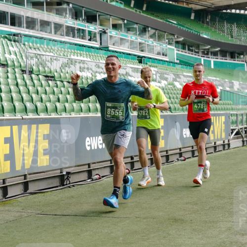 13.09.2026 - 21. swb-Marathon Bremen Michael Burmester http://msf.ph/oto/10452523 13.09.2026 12:50:51 Laufen im Stadion 335, 469, 663, 670, 771, 779, 1125, 1146, 1162, 1455, 1510, 1513, 1517, 1605, 1613, 1970, 1998, 2052, 2130, 2288, 2291, 2295, 2347, 2360, 2442, 2444, 2447, 2750, 2759, 2909, 3440, 3484, 3625, 3647, 3703, 3808, 3959, 4023, 4033, 4368, 4384, 4473, 4559, 4571, 4582, 4727, 4743, 4781, 4782, 4888, 4895, 5066, 5079, 5111, 5155, 5168, 5314, 5377, 5383, 5521, 5532, 5585, 5620, 5627, 5636, 5696, 6267, 6274, 6471, 6652, 6668, 6901, 6906, 7109, 7115, 7121, 8033, 8798 meine-sportfotos.de