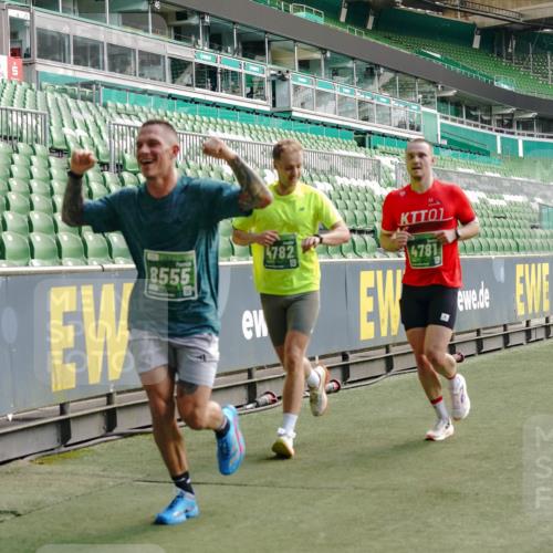 13.09.2026 - 21. swb-Marathon Bremen Michael Burmester http://msf.ph/oto/10452560 13.09.2026 12:50:52 Laufen im Stadion 335, 469, 663, 670, 771, 779, 1125, 1146, 1162, 1455, 1510, 1513, 1517, 1605, 1613, 1970, 1998, 2052, 2130, 2288, 2291, 2295, 2347, 2360, 2442, 2444, 2447, 2750, 2759, 2909, 3440, 3484, 3625, 3647, 3703, 3808, 3959, 4023, 4033, 4165, 4368, 4384, 4473, 4559, 4571, 4582, 4727, 4743, 4781, 4782, 4888, 4895, 5066, 5079, 5111, 5155, 5168, 5314, 5377, 5383, 5521, 5532, 5585, 5620, 5627, 5636, 5696, 6267, 6274, 6471, 6652, 6668, 6901, 6906, 7109, 7115, 7121, 8033, 8798 meine-sportfotos.de