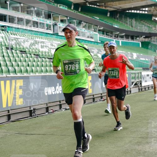 13.09.2026 - 21. swb-Marathon Bremen Michael Burmester http://msf.ph/oto/10452615 13.09.2026 12:50:54 Laufen im Stadion 335, 469, 663, 670, 771, 779, 1125, 1146, 1162, 1455, 1510, 1513, 1517, 1605, 1613, 1970, 1998, 2052, 2130, 2288, 2291, 2295, 2347, 2360, 2442, 2444, 2447, 2750, 2759, 2909, 3440, 3484, 3625, 3647, 3703, 3808, 3959, 4023, 4033, 4165, 4368, 4384, 4473, 4559, 4571, 4582, 4727, 4743, 4781, 4782, 4888, 4895, 5066, 5079, 5111, 5155, 5168, 5314, 5377, 5383, 5521, 5532, 5585, 5620, 5627, 5636, 5696, 6267, 6274, 6471, 6652, 6668, 6901, 6906, 7109, 7115, 7121, 8033, 8798 meine-sportfotos.de
