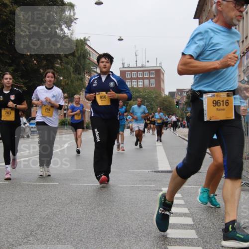 13.09.2026 - Kiel Lauf Markus Tischler http://msf.ph/oto/10452650 13.09.2026 09:50:46 Fleethörn 38, 49, 763, 764, 714, 956, 4, 39, 9616 meine-sportfotos.de