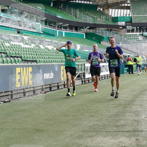 13.09.2026 - 21. swb-Marathon Bremen Michael Burmester http://msf.ph/oto/10452767 13.09.2026 12:51:00 Laufen im Stadion 335, 469, 663, 670, 734, 771, 779, 1043, 1125, 1146, 1162, 1455, 1510, 1513, 1517, 1605, 1613, 1970, 1998, 2052, 2130, 2288, 2291, 2295, 2347, 2360, 2442, 2444, 2447, 2759, 3440, 3484, 3625, 3647, 3703, 3808, 3959, 4023, 4165, 4368, 4384, 4429, 4473, 4559, 4571, 4582, 4727, 4781, 4782, 4888, 4895, 5066, 5079, 5111, 5155, 5168, 5314, 5377, 5379, 5383, 5521, 5532, 5585, 5620, 5627, 5636, 5696, 6267, 6274, 6471, 6652, 6668, 6901, 6906, 7109, 7115, 7121, 8033, 8798 meine-sportfotos.de