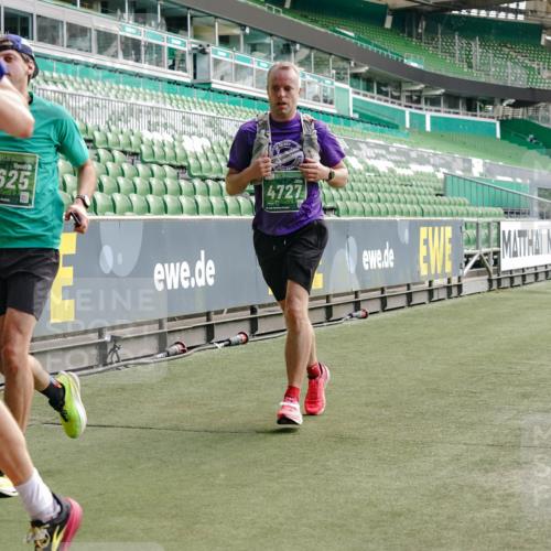 13.09.2026 - 21. swb-Marathon Bremen Michael Burmester http://msf.ph/oto/10452837 13.09.2026 12:51:04 Laufen im Stadion 335, 469, 663, 670, 734, 771, 1043, 1125, 1146, 1162, 1455, 1510, 1513, 1517, 1605, 1613, 1970, 1998, 2052, 2130, 2288, 2291, 2295, 2347, 2360, 2442, 2444, 2447, 2759, 3440, 3484, 3625, 3647, 3703, 3808, 3959, 4023, 4165, 4368, 4384, 4429, 4473, 4559, 4571, 4582, 4727, 4781, 4782, 4888, 4895, 5066, 5079, 5111, 5155, 5168, 5314, 5377, 5379, 5383, 5521, 5532, 5585, 5620, 5627, 5636, 5696, 6267, 6274, 6471, 6652, 6668, 6901, 6906, 7109, 7115, 7121, 8033, 8798 meine-sportfotos.de