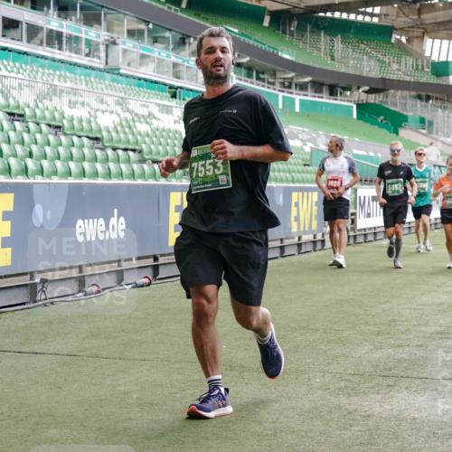 13.09.2026 - 21. swb-Marathon Bremen Michael Burmester http://msf.ph/oto/10452848 13.09.2026 13:10:10 Laufen im Stadion 164, 373, 383, 391, 448, 532, 549, 563, 581, 625, 813, 869, 898, 1025, 1072, 1150, 1180, 1398, 1738, 1855, 1867, 1880, 1894, 1967, 2202, 2208, 2232, 2243, 2268, 2284, 2333, 2339, 2342, 2413, 2429, 2432, 2441, 2471, 2525, 2530, 2553, 2573, 2594, 2654, 2682, 2692, 2714, 2717, 2784, 2785, 2819, 2823, 2920, 2931, 2932, 2941, 3026, 3032, 3063, 3086, 3089, 3122, 3174, 3207, 3208, 3291, 3316, 3327, 3333, 3370, 3398, 3409, 3410, 3437, 3470, 3707, 3769, 109 meine-sportfotos.de
