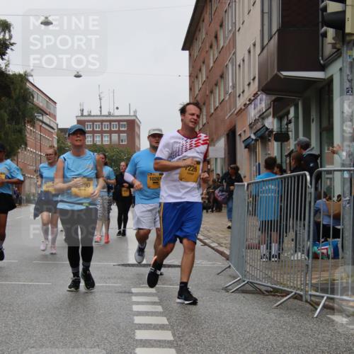 13.09.2026 - Kiel Lauf Markus Tischler http://msf.ph/oto/10452955 13.09.2026 09:52:40 Fleethörn 4144, 5988, 390, 10261, 226 meine-sportfotos.de