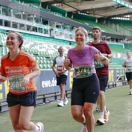 13.09.2026 - 21. swb-Marathon Bremen Michael Burmester http://msf.ph/oto/10453036 13.09.2026 13:10:15 Laufen im Stadion 164, 373, 383, 391, 448, 532, 549, 563, 581, 625, 813, 869, 898, 984, 1072, 1150, 1180, 1398, 1738, 1855, 1867, 1880, 1894, 1967, 2202, 2208, 2232, 2243, 2268, 2284, 2333, 2339, 2342, 2413, 2429, 2432, 2441, 2443, 2471, 2525, 2530, 2531, 2553, 2573, 2589, 2594, 2654, 2682, 2692, 2714, 2717, 2784, 2785, 2819, 2920, 2931, 2932, 2941, 3026, 3032, 3063, 3086, 3089, 3122, 3174, 3207, 3208, 3291, 3316, 3327, 3333, 3370, 3398, 3409, 3410, 3437, 3470, 3707, 3769, 109 meine-sportfotos.de