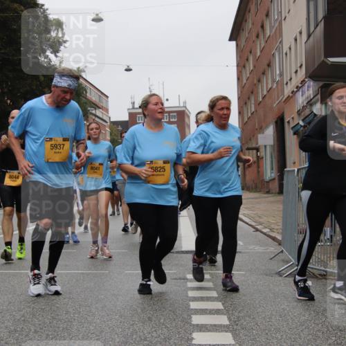 13.09.2026 - Kiel Lauf Markus Tischler http://msf.ph/oto/10453044 13.09.2026 09:53:06 Fleethörn 8044, 5937, 8041, 5825 meine-sportfotos.de