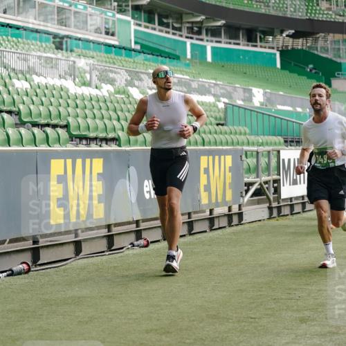 13.09.2026 - 21. swb-Marathon Bremen Michael Burmester http://msf.ph/oto/10453103 13.09.2026 12:51:19 Laufen im Stadion 235, 335, 469, 663, 734, 771, 863, 1043, 1125, 1146, 1162, 1455, 1492, 1510, 1513, 1613, 1955, 1970, 1998, 2008, 2052, 2130, 2291, 2295, 2347, 2360, 2442, 2444, 2447, 2759, 2847, 3440, 3484, 3566, 3647, 3703, 3808, 3899, 3959, 4023, 4165, 4368, 4429, 4473, 4559, 4571, 4573, 4582, 4727, 4781, 4782, 4888, 4895, 5066, 5079, 5111, 5152, 5155, 5168, 5314, 5377, 5379, 5383, 5521, 5532, 5620, 5627, 5636, 5696, 6267, 6274, 6471, 6668, 6901, 7121, 8033, 8798 meine-sportfotos.de