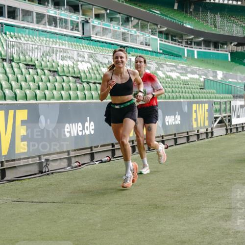 13.09.2026 - 21. swb-Marathon Bremen Michael Burmester http://msf.ph/oto/10453199 13.09.2026 12:51:22 Laufen im Stadion 235, 335, 469, 734, 771, 863, 1043, 1125, 1146, 1162, 1455, 1492, 1510, 1513, 1613, 1955, 1970, 1998, 2008, 2130, 2291, 2295, 2360, 2442, 2444, 2447, 2759, 2847, 3440, 3484, 3566, 3647, 3703, 3808, 3899, 3959, 4023, 4165, 4368, 4429, 4473, 4559, 4571, 4573, 4582, 4727, 4781, 4782, 4888, 4895, 5066, 5079, 5152, 5155, 5168, 5314, 5377, 5379, 5383, 5521, 5532, 5620, 5627, 5636, 5696, 6267, 6274, 6471, 6668, 6901, 7121, 8033, 8798 meine-sportfotos.de