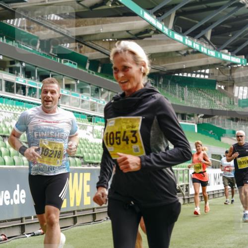 13.09.2026 - 21. swb-Marathon Bremen Michael Burmester http://msf.ph/oto/10453203 13.09.2026 10:31:57 Laufen im Stadion 10141, 10146, 10174, 10222, 10226, 10227, 10243, 10246, 10249, 10255, 10256, 10281, 10284, 10304, 10322, 10339, 10365, 10372, 10410, 10443, 10448, 10471, 10478, 10479, 10486, 10503, 10517, 10518, 10529, 10540, 10543, 10550, 10555, 10565, 10577, 10579, 10589, 10608, 10610, 10626, 10631, 10646, 10670, 10675, 10684, 10685, 10690, 10703, 10704, 10707, 10708, 10714, 10721, 10725, 10757, 10765, 10771, 10821, 10822, 10838, 10886, 11038, 11350, 11379 meine-sportfotos.de
