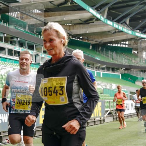 13.09.2026 - 21. swb-Marathon Bremen Michael Burmester http://msf.ph/oto/10453234 13.09.2026 10:31:57 Laufen im Stadion 10141, 10146, 10174, 10222, 10226, 10227, 10243, 10246, 10249, 10255, 10256, 10281, 10284, 10304, 10322, 10339, 10365, 10372, 10410, 10443, 10448, 10471, 10478, 10479, 10486, 10503, 10517, 10518, 10529, 10540, 10543, 10550, 10555, 10565, 10577, 10579, 10589, 10608, 10610, 10626, 10631, 10646, 10670, 10675, 10684, 10685, 10690, 10703, 10704, 10707, 10708, 10714, 10721, 10725, 10757, 10765, 10771, 10821, 10822, 10838, 10886, 11038, 11350, 11379 meine-sportfotos.de