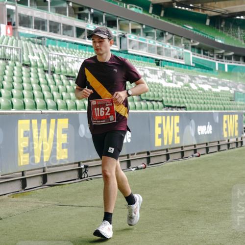13.09.2026 - 21. swb-Marathon Bremen Michael Burmester http://msf.ph/oto/10453296 13.09.2026 12:51:26 Laufen im Stadion 235, 335, 469, 734, 771, 863, 1043, 1125, 1146, 1162, 1232, 1455, 1492, 1510, 1513, 1613, 1955, 1970, 1998, 2008, 2130, 2291, 2295, 2360, 2442, 2444, 2447, 2759, 2847, 3440, 3484, 3566, 3647, 3703, 3808, 3830, 3899, 3959, 3988, 4023, 4165, 4368, 4429, 4473, 4475, 4559, 4571, 4573, 4582, 4727, 4781, 4782, 4888, 4895, 5066, 5079, 5152, 5155, 5168, 5314, 5379, 5521, 5532, 5620, 5627, 5636, 5696, 6267, 6274, 6471, 6668, 6901, 7121, 8033, 8798 meine-sportfotos.de