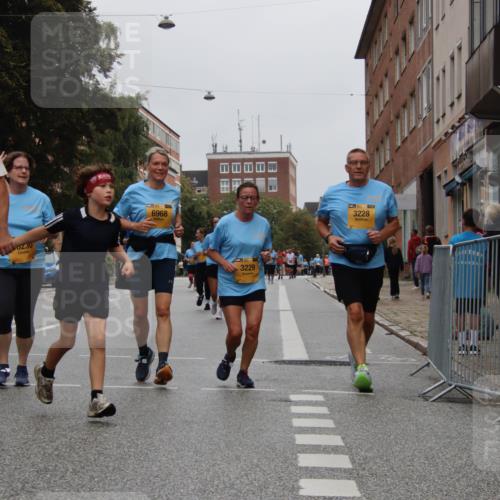 13.09.2026 - Kiel Lauf Markus Tischler http://msf.ph/oto/10453309 13.09.2026 09:54:54 Fleethörn 6968, 0230, 3229, 3228 meine-sportfotos.de