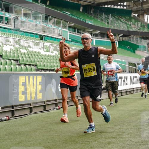 13.09.2026 - 21. swb-Marathon Bremen Michael Burmester http://msf.ph/oto/10453326 13.09.2026 10:31:59 Laufen im Stadion 10141, 10146, 10174, 10203, 10222, 10226, 10227, 10243, 10246, 10249, 10255, 10256, 10281, 10284, 10322, 10365, 10372, 10410, 10443, 10448, 10471, 10478, 10479, 10486, 10503, 10517, 10518, 10529, 10540, 10543, 10550, 10555, 10565, 10577, 10579, 10589, 10608, 10610, 10626, 10631, 10646, 10670, 10675, 10684, 10685, 10690, 10703, 10704, 10707, 10708, 10714, 10721, 10725, 10757, 10765, 10771, 10821, 10822, 10838, 10886, 11350, 11379 meine-sportfotos.de