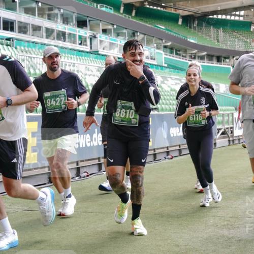 13.09.2026 - 21. swb-Marathon Bremen Michael Burmester http://msf.ph/oto/10453414 13.09.2026 13:10:22 Laufen im Stadion 164, 373, 383, 391, 448, 532, 549, 563, 581, 625, 813, 869, 898, 984, 1072, 1150, 1180, 1738, 1855, 1867, 1880, 1894, 1967, 2202, 2208, 2232, 2243, 2268, 2284, 2330, 2333, 2339, 2342, 2429, 2432, 2441, 2443, 2471, 2525, 2530, 2531, 2553, 2573, 2589, 2594, 2654, 2682, 2714, 2717, 2784, 2785, 2819, 2836, 2920, 2931, 2932, 2941, 3026, 3032, 3063, 3086, 3089, 3122, 3174, 3207, 3208, 3291, 3316, 3327, 3333, 3370, 3398, 3409, 3410, 3437, 3470, 3549, 3707, 3769, 109 meine-sportfotos.de