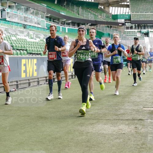 13.09.2026 - 21. swb-Marathon Bremen Michael Burmester http://msf.ph/oto/10453469 13.09.2026 12:51:31 Laufen im Stadion 235, 335, 469, 734, 771, 863, 1043, 1125, 1146, 1162, 1232, 1455, 1492, 1510, 1513, 1613, 1955, 1970, 1998, 2008, 2130, 2291, 2295, 2360, 2442, 2444, 2447, 2498, 2759, 2847, 3085, 3440, 3484, 3566, 3647, 3703, 3808, 3830, 3899, 3959, 3988, 4023, 4165, 4283, 4368, 4429, 4473, 4475, 4559, 4571, 4573, 4582, 4727, 4781, 4782, 4888, 4895, 5066, 5079, 5152, 5155, 5168, 5314, 5379, 5521, 5532, 5620, 5627, 5636, 5696, 6267, 6274, 6471, 6668, 6901, 8033, 8798 meine-sportfotos.de