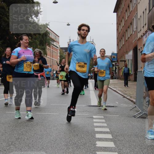 13.09.2026 - Kiel Lauf Markus Tischler http://msf.ph/oto/10453568 13.09.2026 09:57:05 Fleethörn 269, 5738, 6249, 39, 9692, 3920, 39, 10564 meine-sportfotos.de