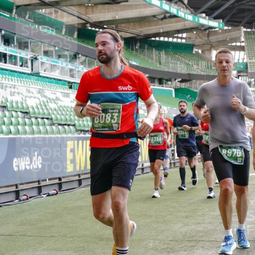 13.09.2026 - 21. swb-Marathon Bremen Michael Burmester http://msf.ph/oto/10453597 13.09.2026 13:10:24 Laufen im Stadion 164, 373, 383, 391, 448, 532, 549, 563, 581, 625, 813, 869, 898, 984, 1072, 1150, 1180, 1738, 1855, 1867, 1880, 1894, 1967, 2202, 2208, 2232, 2243, 2268, 2284, 2330, 2333, 2339, 2342, 2429, 2432, 2441, 2443, 2471, 2525, 2530, 2531, 2553, 2573, 2589, 2594, 2654, 2682, 2714, 2717, 2784, 2785, 2819, 2836, 2920, 2931, 2932, 2941, 3026, 3032, 3063, 3086, 3089, 3122, 3174, 3207, 3208, 3291, 3316, 3327, 3333, 3370, 3398, 3409, 3410, 3437, 3470, 3549, 3707, 3769, 109 meine-sportfotos.de