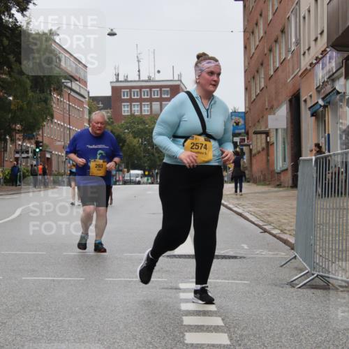 13.09.2026 - Kiel Lauf Markus Tischler http://msf.ph/oto/10453719 13.09.2026 09:59:40 Fleethörn 611, 293, 1, 394, 2574 meine-sportfotos.de