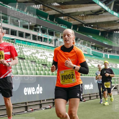 13.09.2026 - 21. swb-Marathon Bremen Michael Burmester http://msf.ph/oto/10453733 13.09.2026 10:32:08 Laufen im Stadion 10067, 10141, 10146, 10203, 10222, 10226, 10227, 10243, 10246, 10249, 10255, 10256, 10284, 10322, 10365, 10372, 10379, 10410, 10443, 10448, 10471, 10478, 10479, 10486, 10503, 10517, 10518, 10529, 10540, 10543, 10550, 10555, 10565, 10577, 10579, 10589, 10608, 10610, 10626, 10631, 10646, 10670, 10675, 10684, 10685, 10690, 10703, 10704, 10707, 10708, 10721, 10725, 10757, 10771, 10821, 10822, 10838, 11350, 11379 meine-sportfotos.de