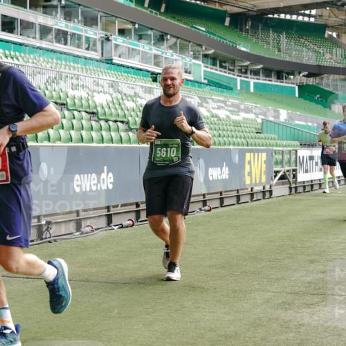 13.09.2026 - 21. swb-Marathon Bremen Michael Burmester http://msf.ph/oto/10453861 13.09.2026 12:51:45 Laufen im Stadion 107, 235, 335, 683, 734, 771, 792, 863, 1033, 1043, 1125, 1146, 1162, 1232, 1455, 1492, 1510, 1613, 1955, 1970, 1998, 2008, 2130, 2295, 2442, 2444, 2447, 2480, 2498, 2759, 2767, 2847, 3085, 3336, 3440, 3448, 3484, 3566, 3703, 3808, 3830, 3899, 3959, 3988, 4023, 4165, 4283, 4368, 4429, 4473, 4475, 4559, 4571, 4573, 4582, 4727, 4781, 4782, 4888, 4895, 5066, 5079, 5152, 5155, 5168, 5314, 5379, 5521, 5532, 5620, 5627, 5696, 6274, 6471, 6668, 6901, 8033, 8798 meine-sportfotos.de