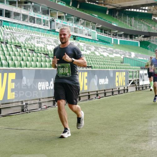 13.09.2026 - 21. swb-Marathon Bremen Michael Burmester http://msf.ph/oto/10453881 13.09.2026 12:51:45 Laufen im Stadion 107, 235, 335, 683, 734, 771, 792, 863, 1033, 1043, 1125, 1146, 1162, 1232, 1455, 1492, 1510, 1613, 1955, 1970, 1998, 2008, 2130, 2295, 2442, 2444, 2447, 2480, 2498, 2759, 2767, 2847, 3085, 3336, 3440, 3448, 3484, 3566, 3703, 3808, 3830, 3899, 3959, 3988, 4023, 4165, 4283, 4368, 4429, 4473, 4475, 4559, 4571, 4573, 4582, 4727, 4781, 4782, 4888, 4895, 5066, 5079, 5152, 5155, 5168, 5314, 5379, 5521, 5532, 5620, 5627, 5696, 6274, 6471, 6668, 6901, 8033, 8798 meine-sportfotos.de