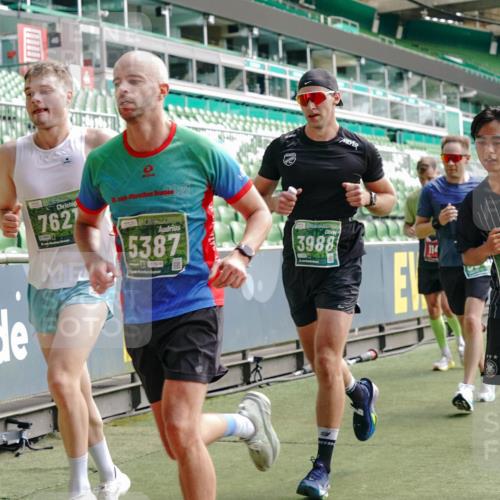 13.09.2026 - 21. swb-Marathon Bremen Michael Burmester http://msf.ph/oto/10454004 13.09.2026 12:51:51 Laufen im Stadion 107, 235, 335, 683, 734, 771, 792, 863, 1033, 1043, 1125, 1146, 1162, 1232, 1455, 1492, 1510, 1613, 1646, 1955, 1970, 1998, 2007, 2008, 2203, 2295, 2442, 2444, 2447, 2480, 2498, 2759, 2767, 2847, 3085, 3149, 3336, 3440, 3448, 3484, 3566, 3703, 3808, 3830, 3899, 3959, 3988, 4023, 4165, 4283, 4368, 4429, 4473, 4475, 4559, 4571, 4573, 4582, 4727, 4781, 4782, 4888, 4895, 5066, 5079, 5152, 5155, 5168, 5379, 5521, 5532, 5620, 5627, 5696, 6274, 6471, 6668, 6901, 8033, 8798 meine-sportfotos.de