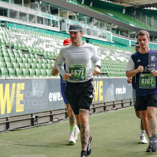 13.09.2026 - 21. swb-Marathon Bremen Michael Burmester http://msf.ph/oto/10454139 13.09.2026 12:51:56 Laufen im Stadion 107, 235, 335, 683, 734, 771, 792, 863, 1033, 1043, 1125, 1146, 1162, 1232, 1252, 1297, 1455, 1492, 1510, 1542, 1613, 1646, 1955, 1970, 1998, 2007, 2008, 2043, 2203, 2295, 2442, 2444, 2447, 2480, 2498, 2759, 2767, 2847, 3085, 3149, 3336, 3440, 3448, 3484, 3566, 3703, 3808, 3830, 3899, 3959, 3988, 4023, 4165, 4283, 4368, 4429, 4473, 4475, 4559, 4571, 4573, 4582, 4727, 4781, 4782, 4888, 4895, 5066, 5079, 5152, 5155, 5168, 5379, 5521, 5532, 5627, 5696, 6274, 6471, 8033, 8798 meine-sportfotos.de