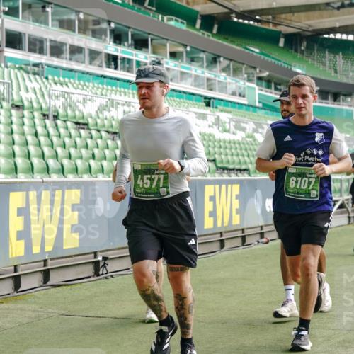 13.09.2026 - 21. swb-Marathon Bremen Michael Burmester http://msf.ph/oto/10454151 13.09.2026 12:51:56 Laufen im Stadion 107, 235, 335, 683, 734, 771, 792, 863, 1033, 1043, 1125, 1146, 1162, 1232, 1252, 1297, 1455, 1492, 1510, 1542, 1613, 1646, 1955, 1970, 1998, 2007, 2008, 2043, 2203, 2295, 2442, 2444, 2447, 2480, 2498, 2759, 2767, 2847, 3085, 3149, 3336, 3440, 3448, 3484, 3566, 3703, 3808, 3830, 3899, 3959, 3988, 4023, 4165, 4283, 4368, 4429, 4473, 4475, 4559, 4571, 4573, 4582, 4727, 4781, 4782, 4888, 4895, 5066, 5079, 5152, 5155, 5168, 5379, 5521, 5532, 5627, 5696, 6274, 6471, 8033, 8798 meine-sportfotos.de