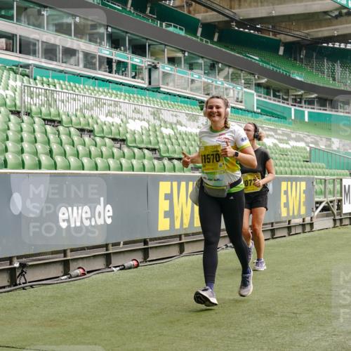 13.09.2026 - 21. swb-Marathon Bremen Michael Burmester http://msf.ph/oto/10454177 13.09.2026 10:32:16 Laufen im Stadion 10067, 10141, 10146, 10203, 10222, 10226, 10227, 10243, 10246, 10249, 10255, 10256, 10284, 10300, 10322, 10365, 10372, 10379, 10383, 10410, 10443, 10448, 10471, 10478, 10479, 10486, 10503, 10517, 10518, 10529, 10540, 10543, 10550, 10555, 10565, 10577, 10579, 10589, 10608, 10610, 10626, 10631, 10646, 10670, 10675, 10684, 10685, 10690, 10703, 10704, 10707, 10708, 10721, 10725, 10728, 10771, 10821, 10822, 10838, 11350, 11379 meine-sportfotos.de