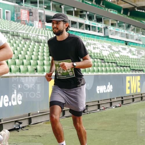 13.09.2026 - 21. swb-Marathon Bremen Michael Burmester http://msf.ph/oto/10454182 13.09.2026 12:51:57 Laufen im Stadion 107, 235, 335, 683, 734, 771, 792, 863, 1033, 1043, 1125, 1146, 1162, 1232, 1252, 1297, 1455, 1492, 1510, 1542, 1613, 1646, 1955, 1970, 2007, 2008, 2043, 2203, 2295, 2442, 2444, 2447, 2480, 2498, 2759, 2767, 2847, 3085, 3149, 3336, 3440, 3448, 3484, 3566, 3703, 3808, 3830, 3899, 3959, 3988, 4023, 4165, 4283, 4368, 4429, 4473, 4475, 4559, 4571, 4573, 4582, 4727, 4781, 4782, 4888, 4895, 5066, 5079, 5152, 5155, 5168, 5379, 5521, 5532, 5627, 5696, 6274, 6471, 8033, 8798 meine-sportfotos.de