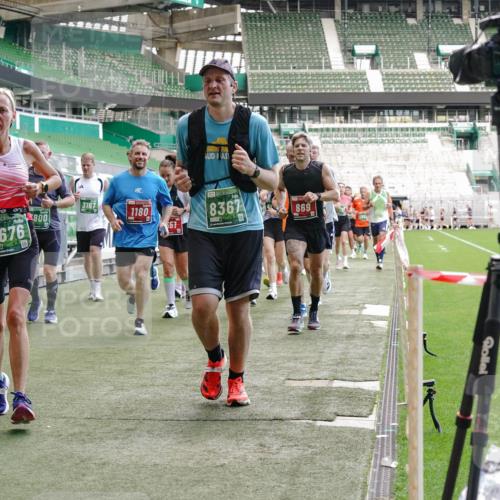 13.09.2026 - 21. swb-Marathon Bremen Michael Burmester http://msf.ph/oto/10454191 13.09.2026 13:10:34 Laufen im Stadion 164, 265, 373, 383, 391, 448, 532, 563, 581, 813, 869, 898, 984, 1072, 1180, 1738, 1855, 1867, 1894, 1967, 2202, 2208, 2232, 2268, 2284, 2299, 2330, 2333, 2339, 2342, 2432, 2443, 2471, 2525, 2530, 2531, 2553, 2573, 2589, 2594, 2654, 2669, 2682, 2714, 2717, 2784, 2785, 2819, 2836, 2920, 2931, 2932, 3026, 3032, 3063, 3086, 3089, 3122, 3159, 3174, 3207, 3208, 3291, 3316, 3327, 3333, 3352, 3370, 3398, 3409, 3410, 3437, 3470, 3549, 3707, 3769, 109 meine-sportfotos.de