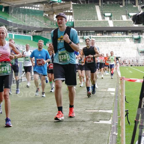 13.09.2026 - 21. swb-Marathon Bremen Michael Burmester http://msf.ph/oto/10454203 13.09.2026 13:10:34 Laufen im Stadion 164, 265, 373, 383, 391, 448, 532, 563, 581, 813, 869, 898, 984, 1072, 1180, 1738, 1855, 1867, 1894, 1967, 2202, 2208, 2232, 2268, 2284, 2299, 2330, 2333, 2339, 2342, 2432, 2443, 2471, 2525, 2530, 2531, 2553, 2573, 2589, 2594, 2654, 2669, 2682, 2714, 2717, 2784, 2785, 2819, 2836, 2920, 2931, 2932, 3026, 3032, 3063, 3086, 3089, 3122, 3159, 3174, 3207, 3208, 3291, 3316, 3327, 3333, 3352, 3370, 3398, 3409, 3410, 3437, 3470, 3549, 3707, 3769, 109 meine-sportfotos.de