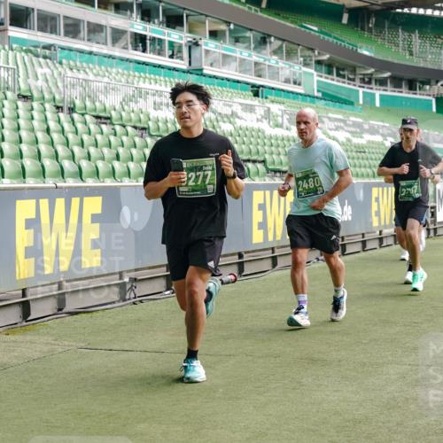 13.09.2026 - 21. swb-Marathon Bremen Michael Burmester http://msf.ph/oto/10454204 13.09.2026 12:51:58 Laufen im Stadion 107, 235, 335, 683, 734, 771, 792, 863, 1033, 1043, 1125, 1146, 1162, 1232, 1252, 1297, 1455, 1492, 1510, 1542, 1613, 1646, 1955, 1970, 2007, 2008, 2043, 2203, 2295, 2442, 2444, 2447, 2480, 2498, 2759, 2767, 2847, 3085, 3149, 3336, 3440, 3448, 3484, 3566, 3703, 3808, 3830, 3899, 3959, 3988, 4023, 4165, 4283, 4368, 4429, 4473, 4475, 4559, 4571, 4573, 4582, 4605, 4727, 4781, 4782, 4888, 4895, 5066, 5079, 5152, 5155, 5168, 5379, 5521, 5532, 5627, 5696, 6274, 6471, 8033, 8798 meine-sportfotos.de
