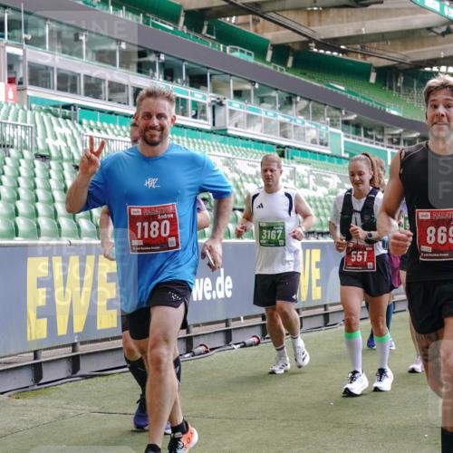 13.09.2026 - 21. swb-Marathon Bremen Michael Burmester http://msf.ph/oto/10454298 13.09.2026 13:10:36 Laufen im Stadion 164, 265, 373, 383, 391, 448, 532, 563, 581, 813, 869, 898, 984, 1072, 1180, 1738, 1855, 1867, 1894, 1967, 2202, 2208, 2232, 2268, 2284, 2299, 2330, 2333, 2339, 2342, 2432, 2443, 2471, 2525, 2530, 2531, 2553, 2573, 2589, 2594, 2654, 2669, 2682, 2714, 2717, 2784, 2785, 2819, 2836, 2920, 2931, 2932, 3026, 3032, 3063, 3086, 3089, 3122, 3159, 3174, 3207, 3208, 3291, 3316, 3333, 3352, 3370, 3398, 3409, 3410, 3437, 3470, 3549, 3707, 3769, 109 meine-sportfotos.de