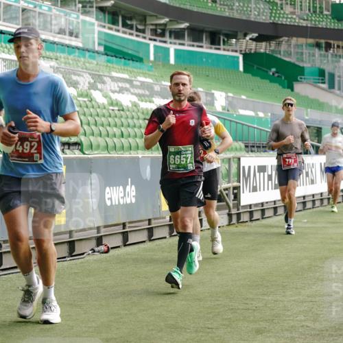 13.09.2026 - 21. swb-Marathon Bremen Michael Burmester http://msf.ph/oto/10454313 13.09.2026 12:52:06 Laufen im Stadion 107, 235, 335, 683, 734, 771, 792, 863, 1033, 1043, 1125, 1146, 1162, 1232, 1252, 1297, 1455, 1492, 1510, 1542, 1613, 1646, 1955, 1970, 2007, 2008, 2043, 2203, 2295, 2350, 2442, 2444, 2447, 2480, 2498, 2759, 2767, 2847, 3085, 3149, 3236, 3336, 3440, 3448, 3484, 3566, 3703, 3808, 3830, 3899, 3959, 3988, 4023, 4165, 4283, 4429, 4473, 4475, 4559, 4571, 4573, 4582, 4605, 4727, 4781, 4782, 4895, 5066, 5079, 5152, 5155, 5168, 5379, 5521, 5532, 5696, 6274, 8033, 8798 meine-sportfotos.de