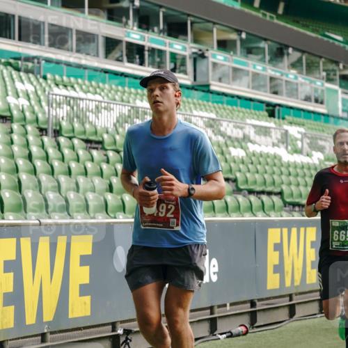 13.09.2026 - 21. swb-Marathon Bremen Michael Burmester http://msf.ph/oto/10454326 13.09.2026 12:52:07 Laufen im Stadion 107, 235, 335, 683, 734, 771, 792, 863, 1033, 1043, 1125, 1146, 1162, 1232, 1252, 1297, 1455, 1492, 1510, 1542, 1613, 1646, 1955, 1970, 2007, 2008, 2043, 2203, 2295, 2350, 2442, 2444, 2447, 2480, 2498, 2759, 2767, 2847, 3085, 3149, 3236, 3336, 3440, 3448, 3484, 3566, 3703, 3808, 3830, 3899, 3959, 3988, 4023, 4165, 4283, 4429, 4473, 4475, 4559, 4571, 4573, 4582, 4605, 4727, 4781, 4782, 4895, 5066, 5079, 5152, 5155, 5168, 5379, 5521, 5532, 5696, 6274, 8033, 8798 meine-sportfotos.de