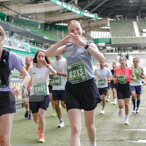 13.09.2026 - 21. swb-Marathon Bremen Michael Burmester http://msf.ph/oto/10454404 13.09.2026 13:10:39 Laufen im Stadion 164, 265, 373, 383, 391, 448, 532, 563, 581, 869, 898, 984, 1072, 1180, 1738, 1855, 1867, 1894, 1952, 1967, 2202, 2232, 2268, 2284, 2299, 2330, 2333, 2339, 2342, 2432, 2443, 2471, 2525, 2530, 2531, 2553, 2573, 2589, 2594, 2654, 2669, 2682, 2714, 2717, 2784, 2785, 2819, 2836, 2920, 2931, 2932, 3026, 3032, 3063, 3086, 3089, 3122, 3159, 3174, 3207, 3208, 3291, 3316, 3333, 3352, 3370, 3398, 3409, 3410, 3437, 3470, 3549, 3707, 3769, 109 meine-sportfotos.de