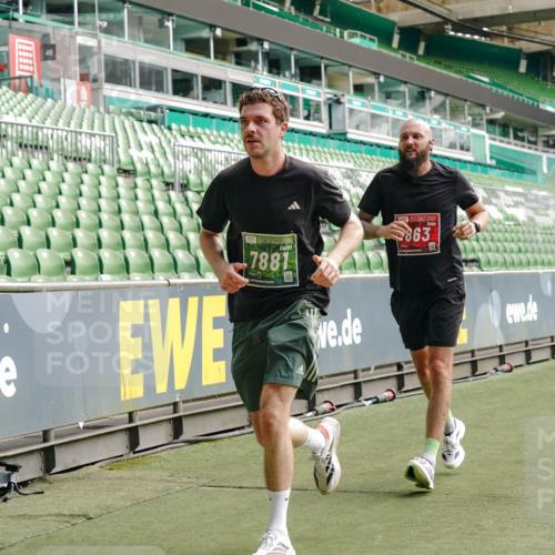 13.09.2026 - 21. swb-Marathon Bremen Michael Burmester http://msf.ph/oto/10454453 13.09.2026 12:52:17 Laufen im Stadion 102, 107, 235, 335, 683, 734, 771, 792, 863, 1033, 1043, 1125, 1146, 1162, 1232, 1252, 1297, 1455, 1492, 1510, 1528, 1542, 1613, 1646, 1955, 1970, 2007, 2008, 2043, 2203, 2350, 2447, 2480, 2498, 2759, 2767, 2847, 2858, 3085, 3149, 3236, 3336, 3362, 3440, 3448, 3484, 3566, 3703, 3830, 3899, 3959, 3988, 4165, 4283, 4429, 4473, 4475, 4571, 4573, 4582, 4605, 4727, 4781, 4782, 4895, 5079, 5152, 5168, 5379, 5521, 5696, 6274, 8033, 8798 meine-sportfotos.de