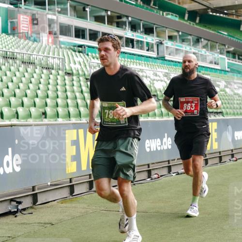 13.09.2026 - 21. swb-Marathon Bremen Michael Burmester http://msf.ph/oto/10454459 13.09.2026 12:52:17 Laufen im Stadion 102, 107, 235, 335, 683, 734, 771, 792, 863, 1033, 1043, 1125, 1146, 1162, 1232, 1252, 1297, 1455, 1492, 1510, 1528, 1542, 1613, 1646, 1955, 1970, 2007, 2008, 2043, 2203, 2350, 2447, 2480, 2498, 2759, 2767, 2847, 2858, 3085, 3149, 3236, 3336, 3362, 3440, 3448, 3484, 3566, 3703, 3830, 3899, 3959, 3988, 4165, 4283, 4429, 4473, 4475, 4571, 4573, 4582, 4605, 4727, 4781, 4782, 4895, 5079, 5152, 5168, 5379, 5521, 5696, 6274, 8033, 8798 meine-sportfotos.de