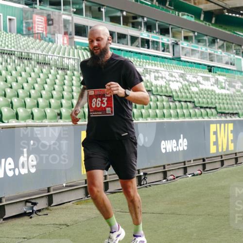 13.09.2026 - 21. swb-Marathon Bremen Michael Burmester http://msf.ph/oto/10454474 13.09.2026 12:52:18 Laufen im Stadion 102, 107, 235, 335, 683, 734, 771, 792, 863, 1033, 1043, 1125, 1146, 1162, 1232, 1252, 1297, 1455, 1492, 1510, 1528, 1542, 1613, 1646, 1955, 1970, 2007, 2008, 2043, 2203, 2350, 2447, 2480, 2498, 2759, 2767, 2847, 2858, 3085, 3149, 3236, 3336, 3362, 3440, 3448, 3484, 3566, 3703, 3830, 3899, 3959, 3988, 4165, 4283, 4429, 4473, 4475, 4571, 4573, 4582, 4605, 4727, 4781, 4782, 4895, 5079, 5152, 5168, 5379, 5521, 5696, 6274, 8033, 8798 meine-sportfotos.de