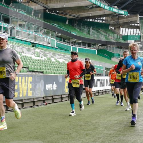 13.09.2026 - 21. swb-Marathon Bremen Michael Burmester http://msf.ph/oto/10454475 13.09.2026 10:32:28 Laufen im Stadion 10067, 10078, 10141, 10146, 10166, 10203, 10211, 10222, 10226, 10243, 10246, 10249, 10255, 10256, 10284, 10300, 10322, 10365, 10372, 10374, 10379, 10383, 10394, 10410, 10443, 10471, 10478, 10479, 10486, 10494, 10503, 10517, 10518, 10529, 10540, 10543, 10550, 10555, 10565, 10577, 10579, 10589, 10608, 10610, 10626, 10631, 10646, 10670, 10675, 10684, 10685, 10690, 10703, 10704, 10707, 10708, 10721, 10725, 10728, 10745, 10771, 10794 meine-sportfotos.de