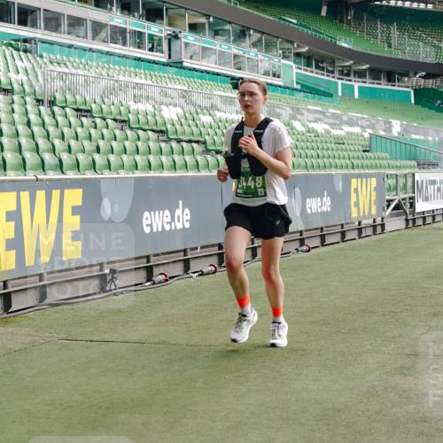13.09.2026 - 21. swb-Marathon Bremen Michael Burmester http://msf.ph/oto/10454480 13.09.2026 12:52:19 Laufen im Stadion 102, 107, 235, 335, 683, 734, 771, 792, 863, 1033, 1043, 1125, 1146, 1162, 1232, 1252, 1297, 1455, 1492, 1528, 1542, 1613, 1646, 1955, 1970, 2007, 2008, 2043, 2203, 2350, 2447, 2480, 2498, 2759, 2767, 2847, 2858, 3085, 3149, 3236, 3336, 3362, 3440, 3448, 3484, 3566, 3703, 3830, 3899, 3959, 3988, 4165, 4283, 4429, 4473, 4475, 4571, 4573, 4582, 4605, 4727, 4781, 4782, 4895, 5079, 5152, 5168, 5379, 5521, 5696, 6274, 8033, 8798 meine-sportfotos.de