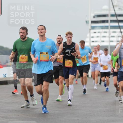 13.09.2026 - Kiel Lauf Andreas Tolksdorf http://msf.ph/oto/10454530 13.09.2026 11:54:32 Kiellinie 4, 39, 3721, 3181, 3 meine-sportfotos.de