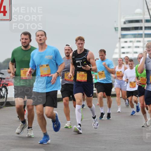 13.09.2026 - Kiel Lauf Andreas Tolksdorf http://msf.ph/oto/10454543 13.09.2026 11:54:33 Kiellinie 4, 37, 38, 3181, 5985, 8210, 1, 38, 2168, 3 meine-sportfotos.de