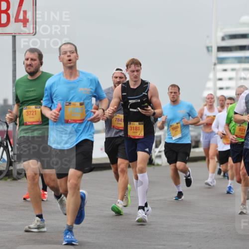 13.09.2026 - Kiel Lauf Andreas Tolksdorf http://msf.ph/oto/10454551 13.09.2026 11:54:33 Kiellinie 4, 39, 3721, 35, 7841, 38, 3181, 5985, 821 meine-sportfotos.de
