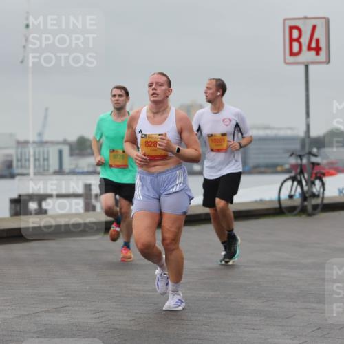 13.09.2026 - Kiel Lauf Andreas Tolksdorf http://msf.ph/oto/10454601 13.09.2026 11:54:40 Kiellinie 8728, 828, 10201, 4 meine-sportfotos.de