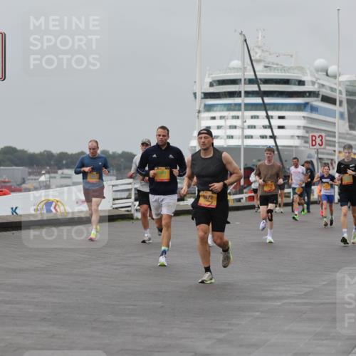 13.09.2026 - Kiel Lauf Andreas Tolksdorf http://msf.ph/oto/10454616 13.09.2026 11:54:42 Kiellinie 4, 8007, 8872, 3 meine-sportfotos.de