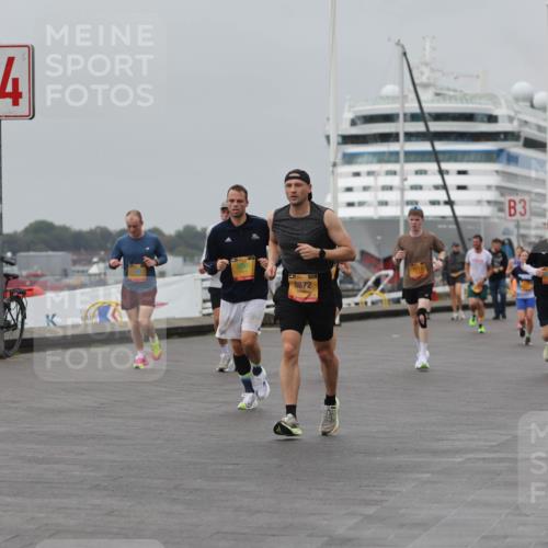 13.09.2026 - Kiel Lauf Andreas Tolksdorf http://msf.ph/oto/10454629 13.09.2026 11:54:42 Kiellinie 4, 8007, 8872, 3 meine-sportfotos.de