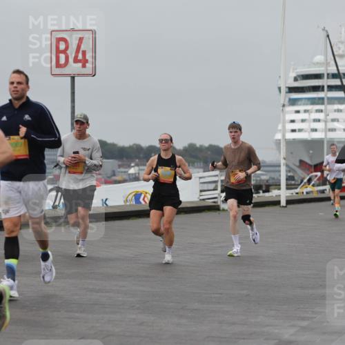 13.09.2026 - Kiel Lauf Andreas Tolksdorf http://msf.ph/oto/10454665 13.09.2026 11:54:45 Kiellinie 8672, 007, 4, 3 meine-sportfotos.de